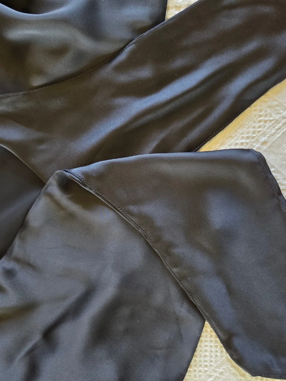 Cropped black satin top S balloon sleeves tie back button cuff festival boho - Picture 7 of 14